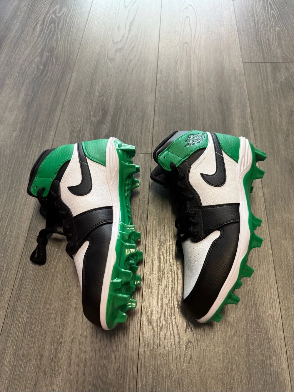 Nike Men’s Air Jordan 1 Mid TD Mens 9.5 Lucky Green Football Cleats FJ6805 003
